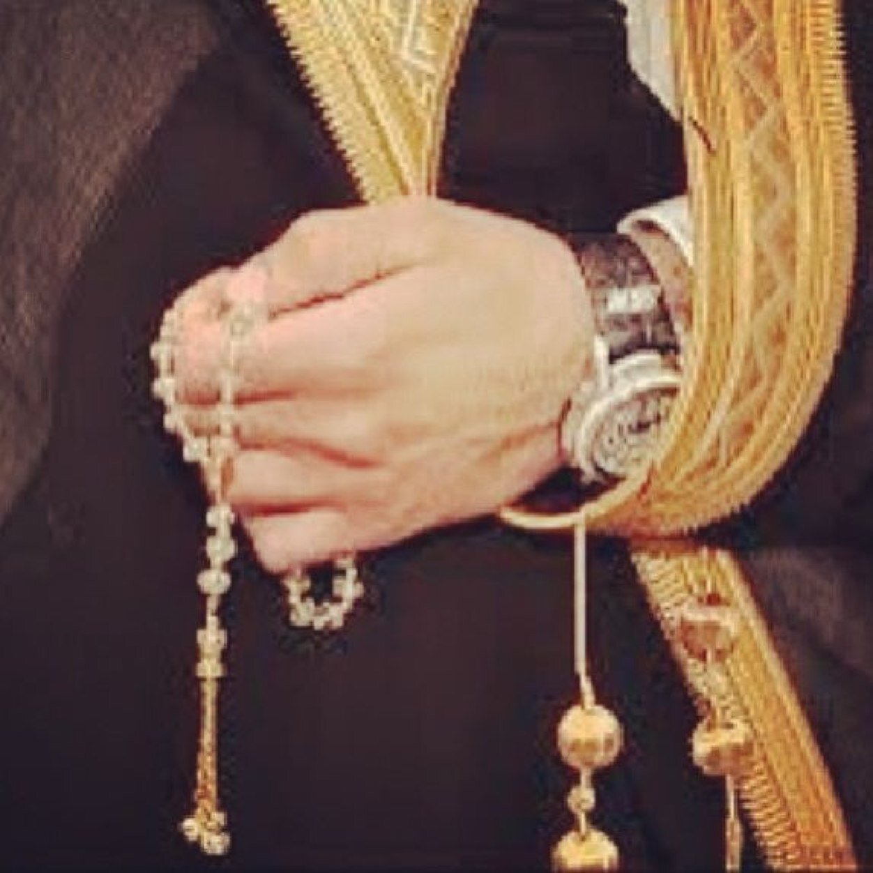 # عـــش مــــا شـــئــت فــــإنـــك مـــيـــــتٌ .... # وأحـبــب مــن شــئــت فــإنــك مــفــارقــه ... # وأعـمــل مــا شــئـــت فـــإنــك مــلاقــيــه ...