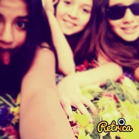 Mi mayor sueño es ser OLLG♥ aunque me conformo con que @justinbieber me sigua XD