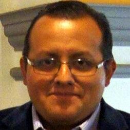 Arquitecto y escritor, conservación del patrimonio y recuperación de espacios públicos. Miembro de Re Genera Espacio y socio de @ 0,0 Arquitectos.