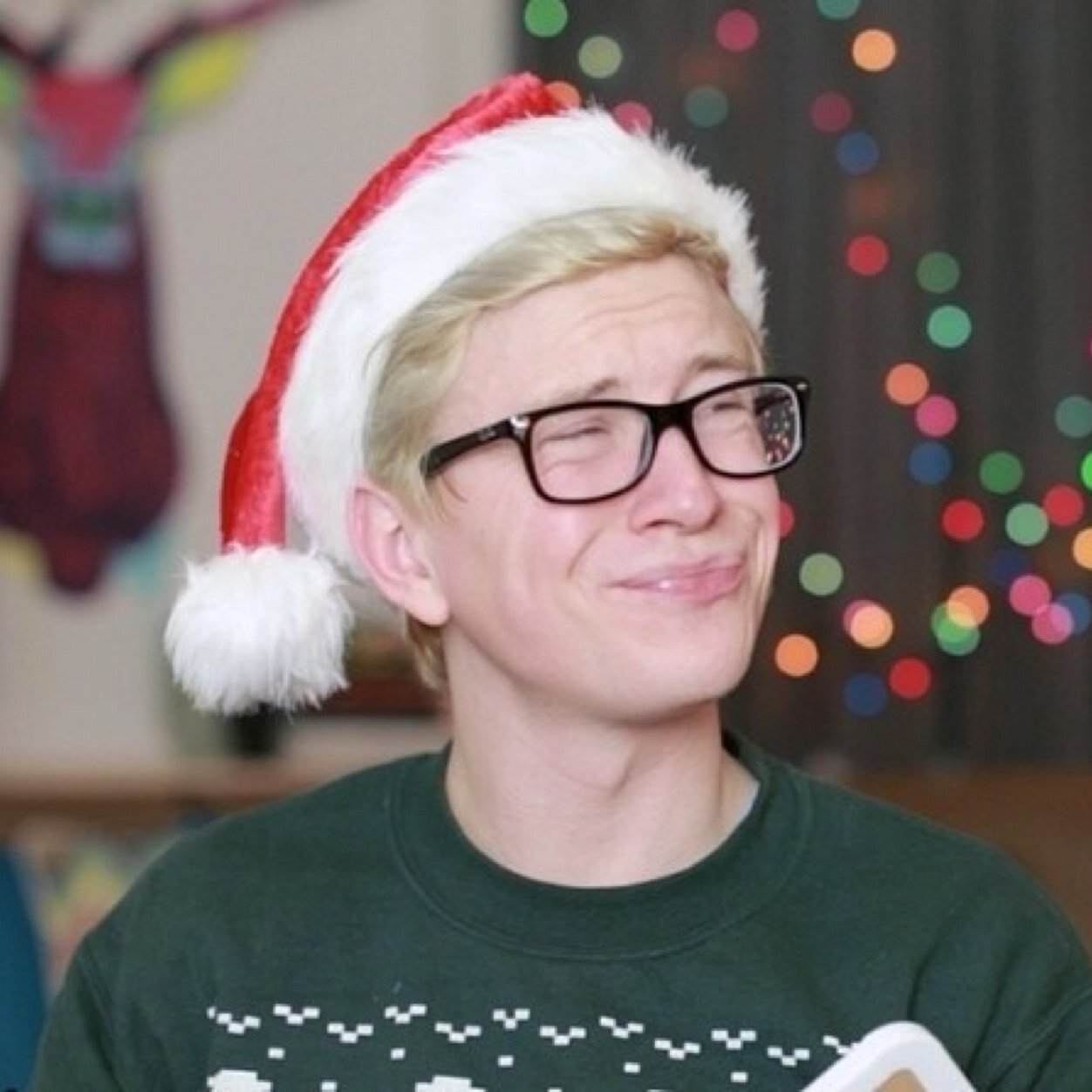 If you're addicted to youtube and obsessed with a gay man with purple hair, welcome home.