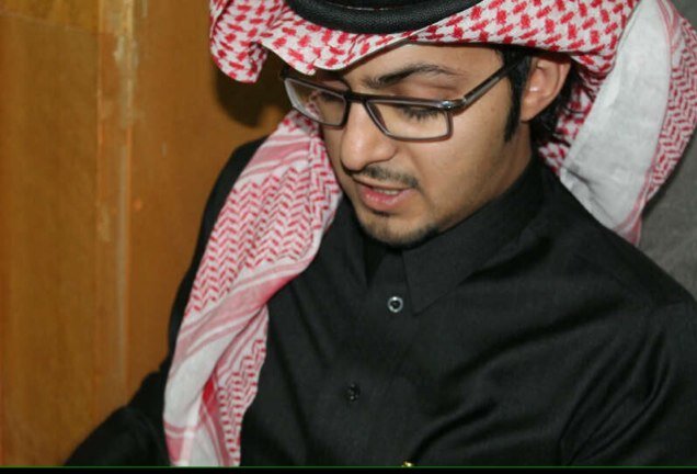 أنا جسد يمشىٓ فوقٓ هذةِ الأرضٓ و روحهٓ عالقهٓ فيِ مكان مآ ..!