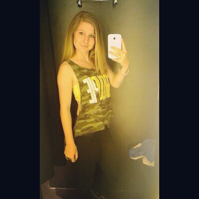 18jr. | Me familie boven alles!! | voetbal | Insta: charissajansenxx |
