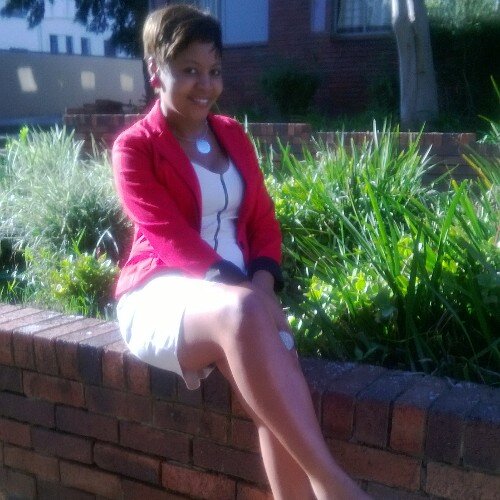 DellzzzDMahashe's profile picture. 