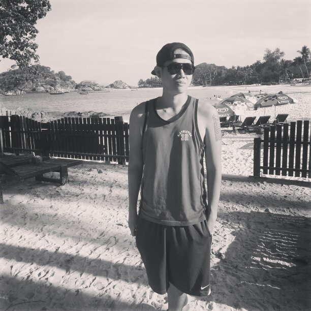 edmondlee9595's profile picture. 