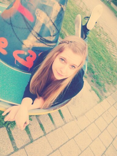 Follow me, I follow back.. Directioner. Styler♥♪
