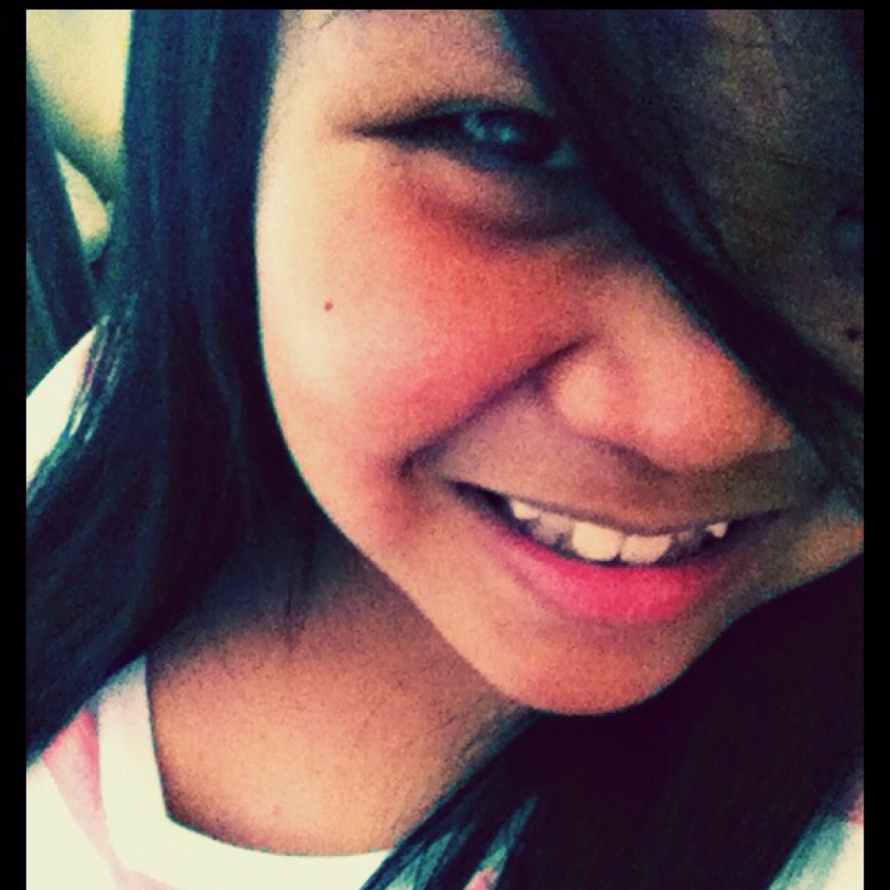 Shainaaaiii's profile picture. 