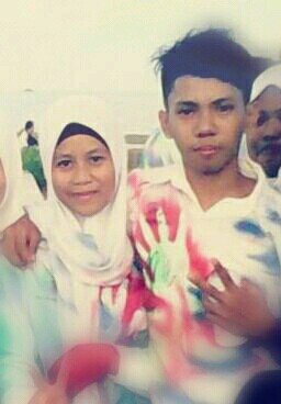 ahsya48's profile picture. (Splash rainbow ' collor my day)
      IG:ahmadsyahfrian pin:745247AE