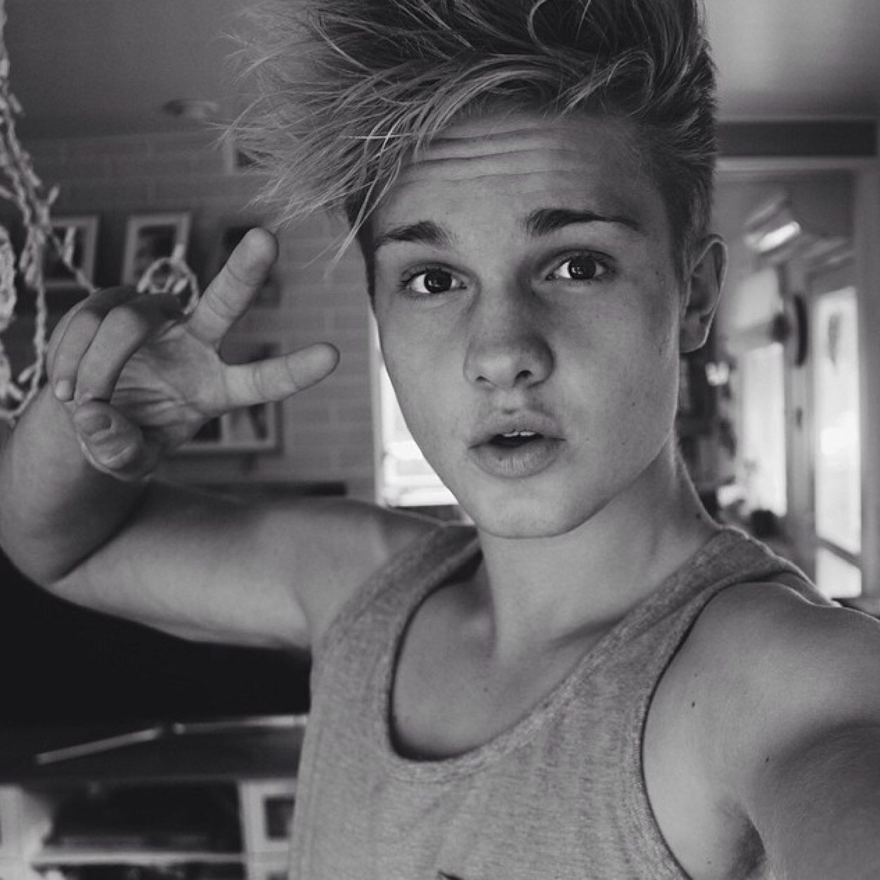 Leo | 16' :-)