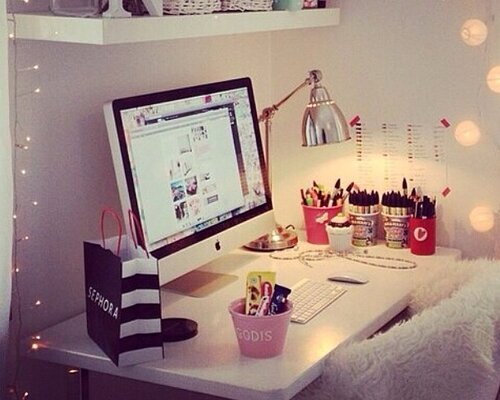 ‏‏‏للتواصل والاستفسار يرجى إرسال رسالة إلى البريد الإلكتروني التالي : student-service‎‎‎@outlook.com