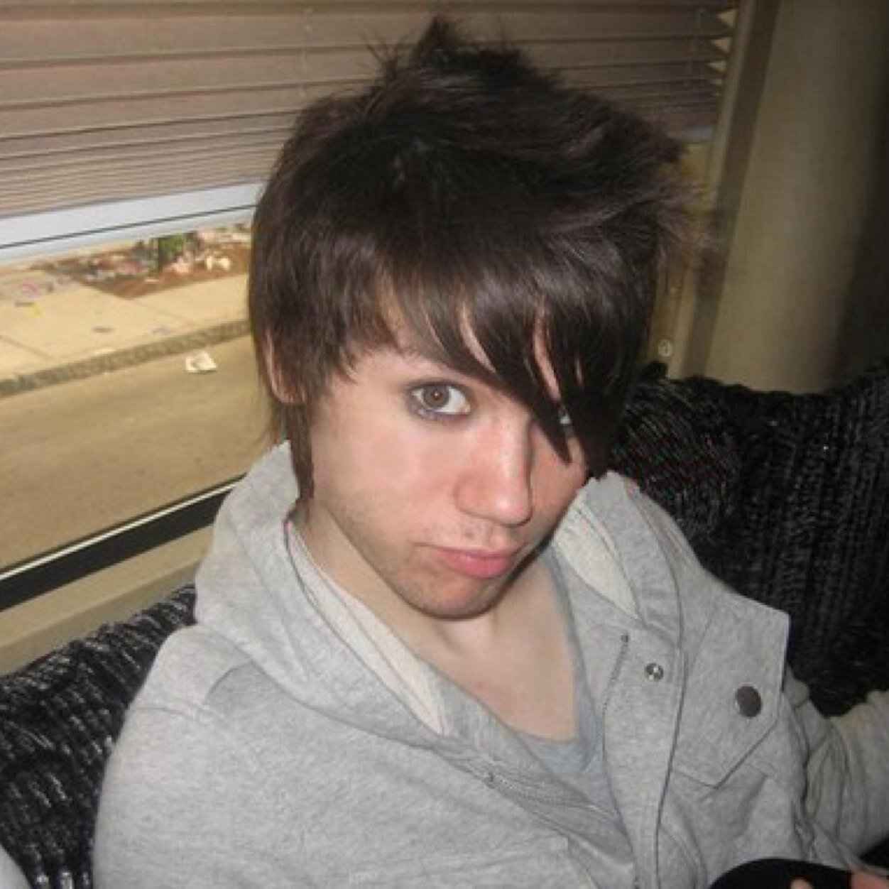 FOLLOW @magicalnovelli /
