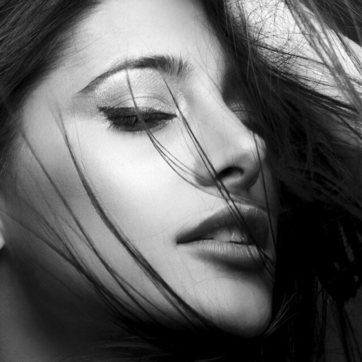 iyi_haa's profile picture. İtinayla takip eder rt fav atarım takip etmeyeni anladın sen onu