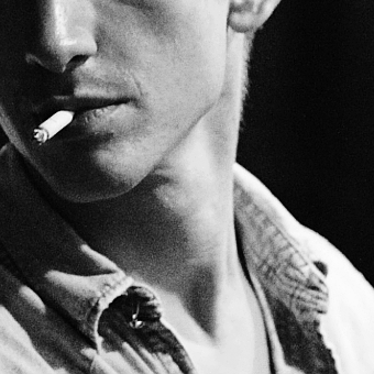 afteeo's profile picture. she's made of outer space