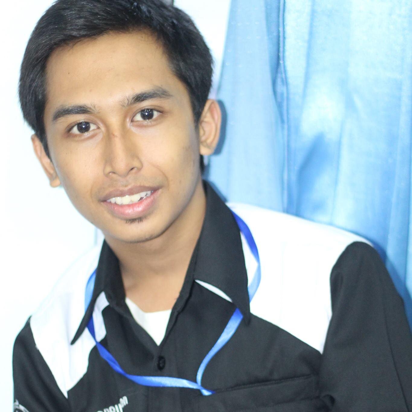 Hang Tuah University | Faculty Of Engineering And Marine Science |  	
Electrical Engineering '13