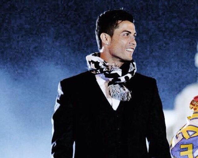 كل ما يخص المرينغي سـ تجدونه ( مدريدي وكفى بـ هذا فخرآ .. عندما اشاهد الريال فـ انا اشاهد المتعه الحقيقيه Hala Madrid