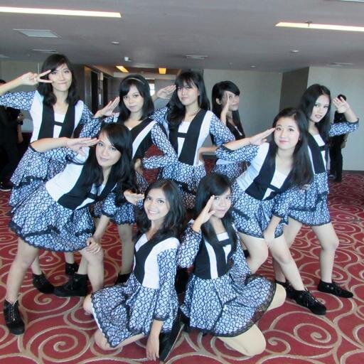 Random Dance cover from Makassar (esp.SNSD) || First Stage 130331 || 9 Angels KW Imnida~ || Keep Support us ^▽^