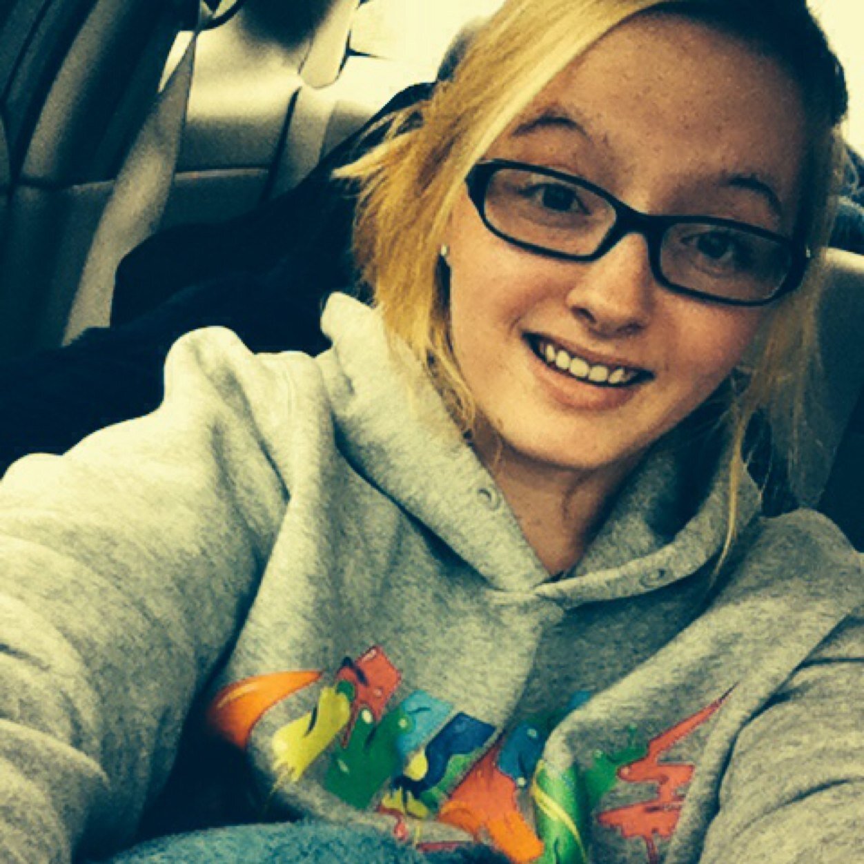 CampbellXoxo's profile picture. Brittany Nichole
married : Shane Miller 
19 years
works @ Froyoz