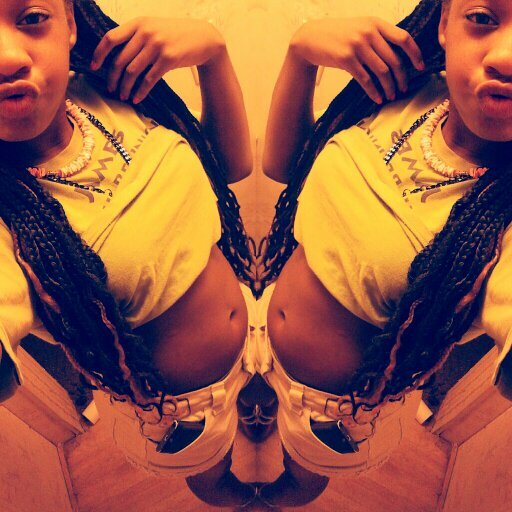 followw mhee nnd i guess ill follow bhcckk �?��?�  bestfrandd @enonicaspears  ...... ohh yeahh nnd i lovee myy 12/17/13