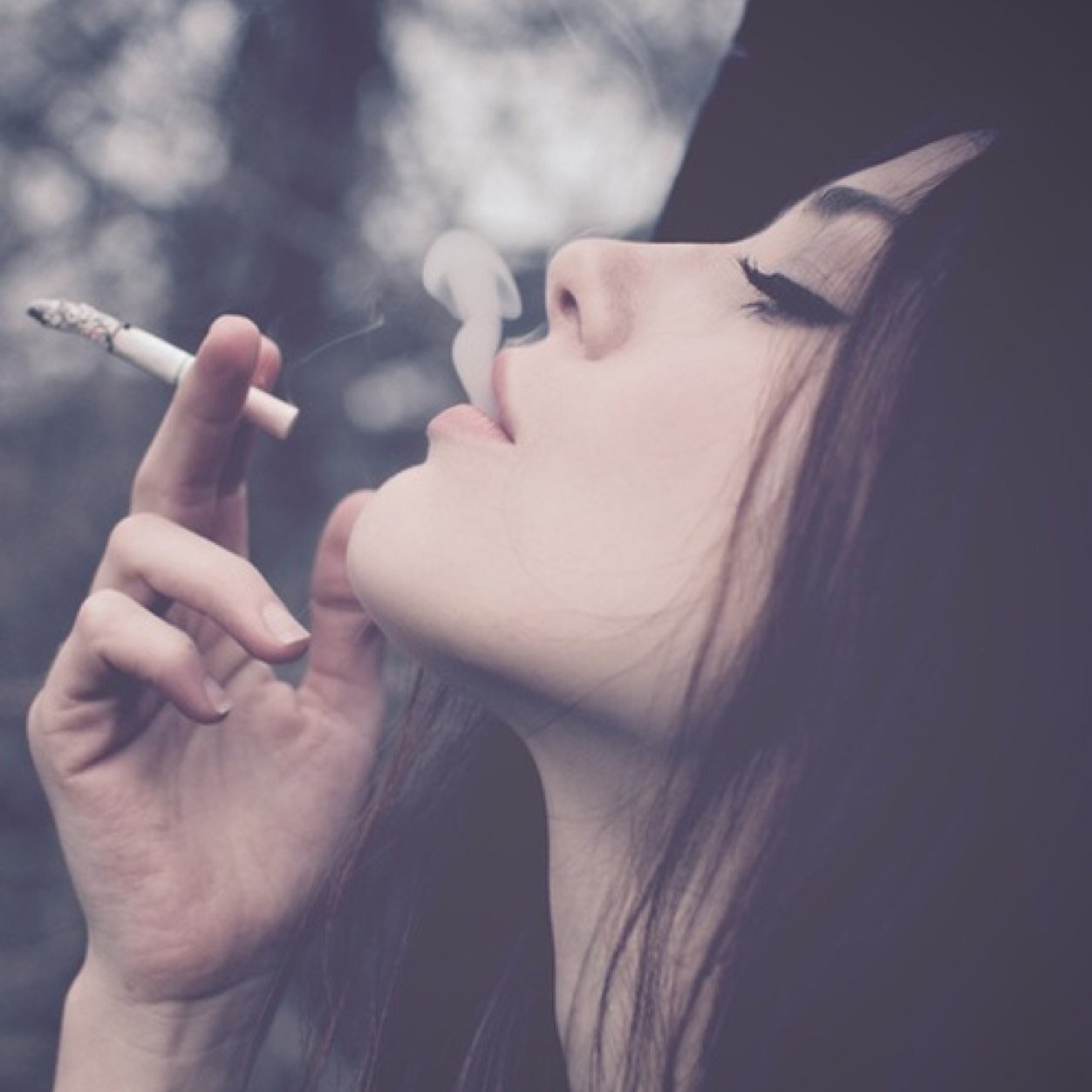 18, daughter of Hepheastus. I'm an Alcholic, druggie. Smoker. Dealer. Seller. Bitch I know I can be a slut. [single]