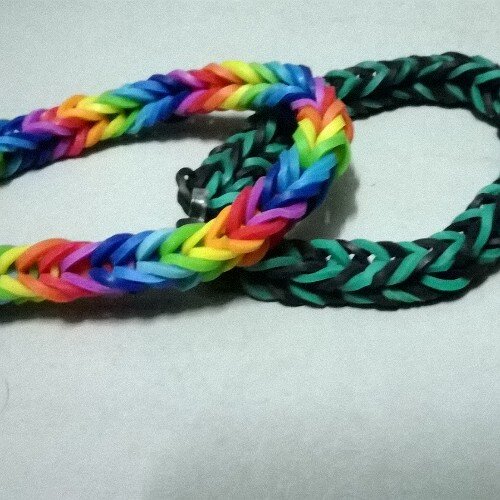 YLooming's profile picture. SELLING LOOMBAND BRACELET FOR ONLY 30.00 :))