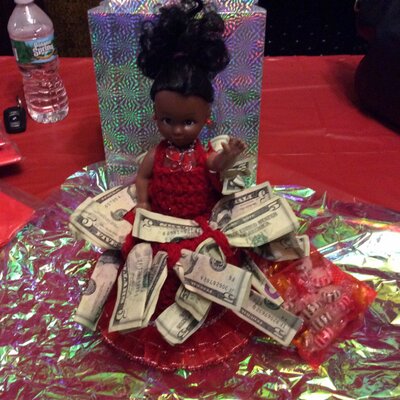 Profile Picture of Lisa Marie Todman (@Lisa2gud2btrue) on Twitter