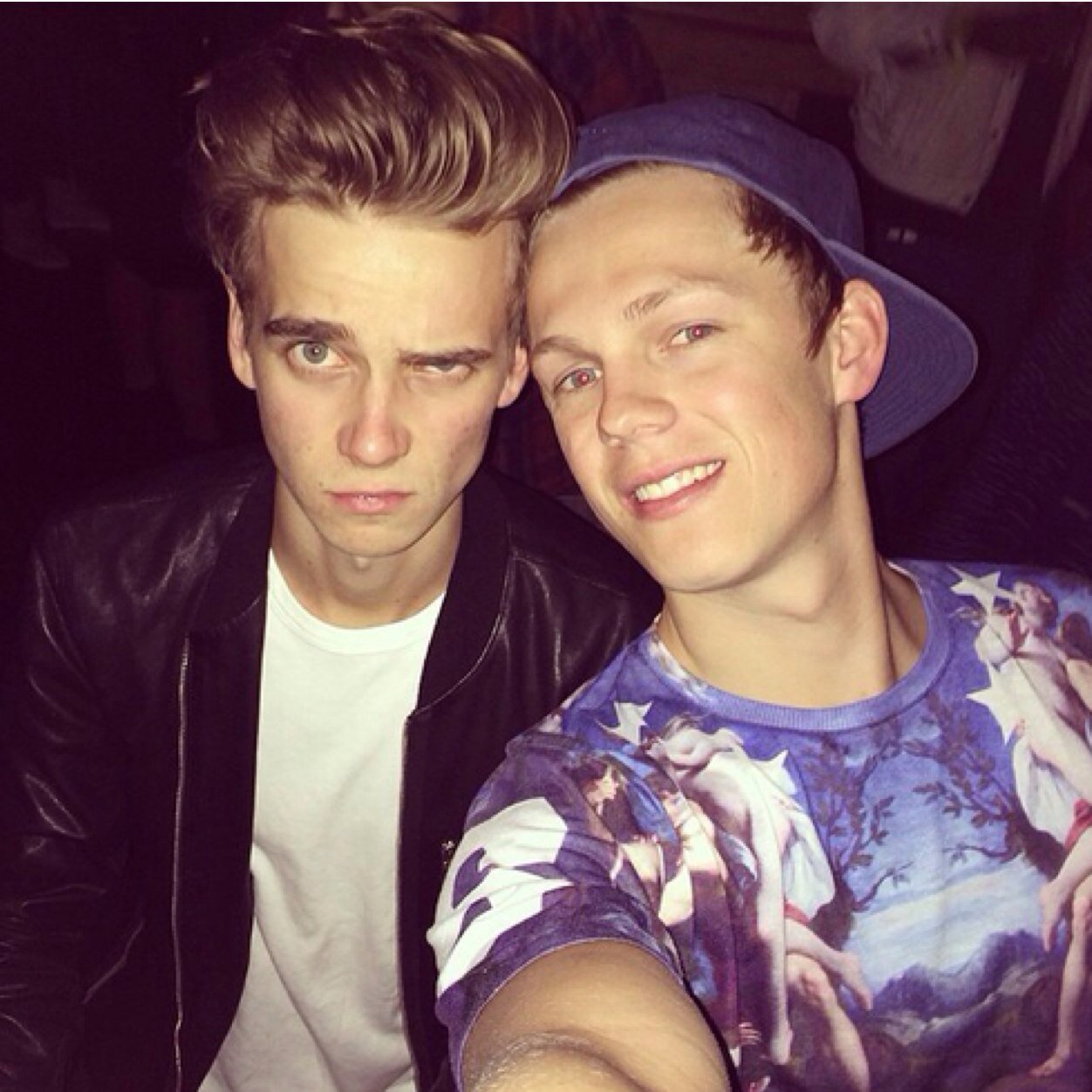 Joe sugg is my life !!! Follow my other account @abbie1dlouis !! :D xxxni love caspar lee !!! His mine stay off and joe !! Love them loads !!-----:*megan*:-----