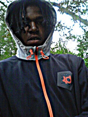 My Niggas To Real From #85Double0 . My Squad Flee , Only Smoke Gas. We Buy KD's We Don't Buy It By The Bag. #MainStreet #GreedyVille . #FMOIG : MainStreetKD