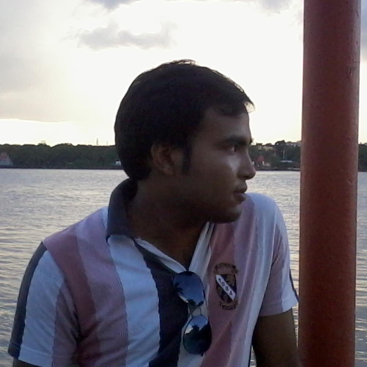 Doctor (NRS Medical College),
voracious reader
Explorer
Dreamer 
Fb link https://t.co/7N6bViTwWO