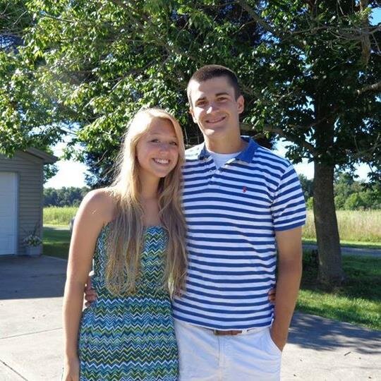 bre_leichtman's profile picture. 