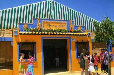 Malva_y_Oro's profile picture. Caseta con el mejor ambiente de la Feria de Cordoba, calle Tendillas.