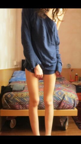 Anorexic mind, fat ass, I'm 23 and I'm too fat