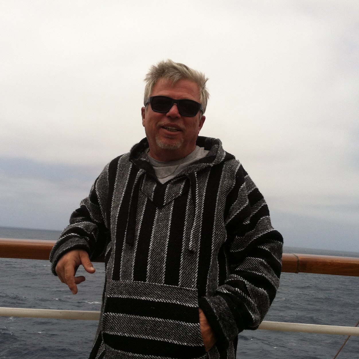 Happily married tradesman living the good life in southern Cali