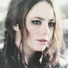 nobody breaks my heart.