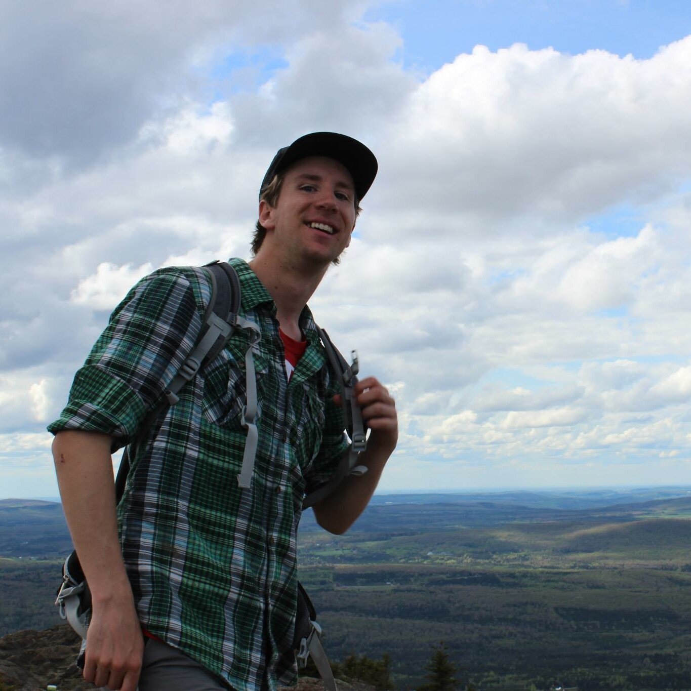 The_Real_JHD's profile picture. The faster you ski the less time you're in danger