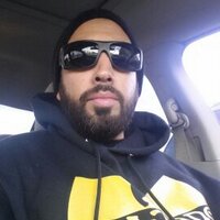 lorenzo7444 (@larry_reyna) 's Twitter Profile
