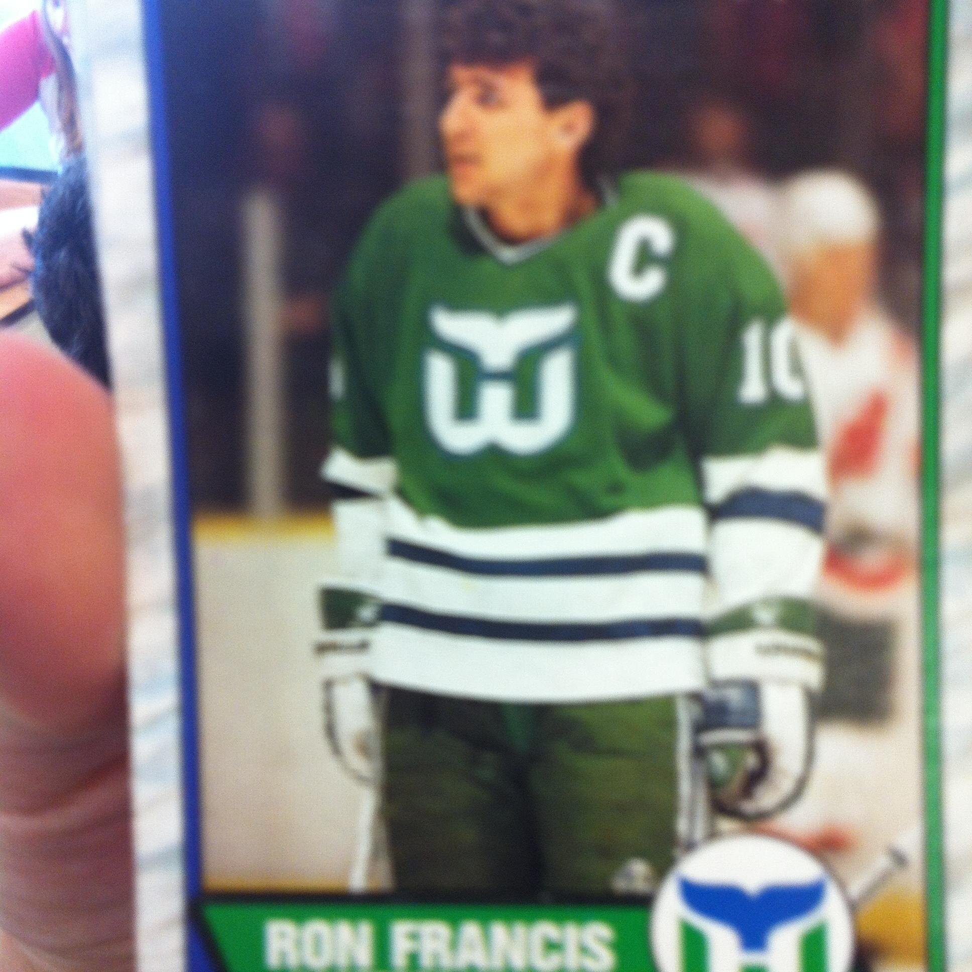 I am a hockey fan and a card collector. There are several old cards that me make say, Oh, Wow! Here they are! - Account is run by @chuckiechan17