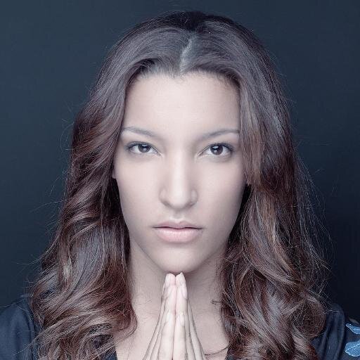 Todo en belleza con                                                                              Doctora Mercedes Silvestre