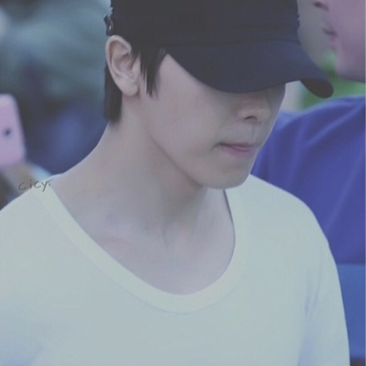 ♡ آعطينا الصوره وحنا نصممهآ لك ♡ Admin : @babymiini @Hunwed_ @Xix22_ @molanelf @siwran @xeexoi