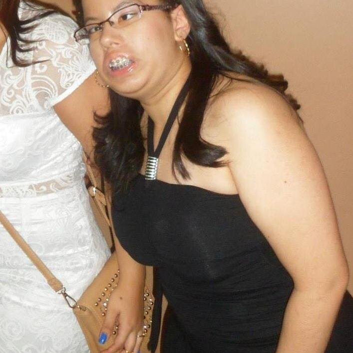 eu sou assim
menina  mulher
amiga linda 
objetiva  atrevida
corinthiana 
sempre
 e tbm 
sou passaro de fogo
que cantar ao teu
ouvido 
sempreeee