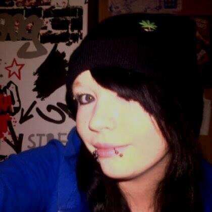 I'm a pot head I love my bud just like I love my music. Bob Marley is THE legend no doubt. am a fun loving girl who's always up for a laugh with my mates XD