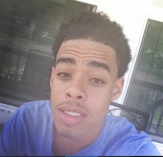 chasing this money & chasing my way too fame...younqq rapper cominqq up