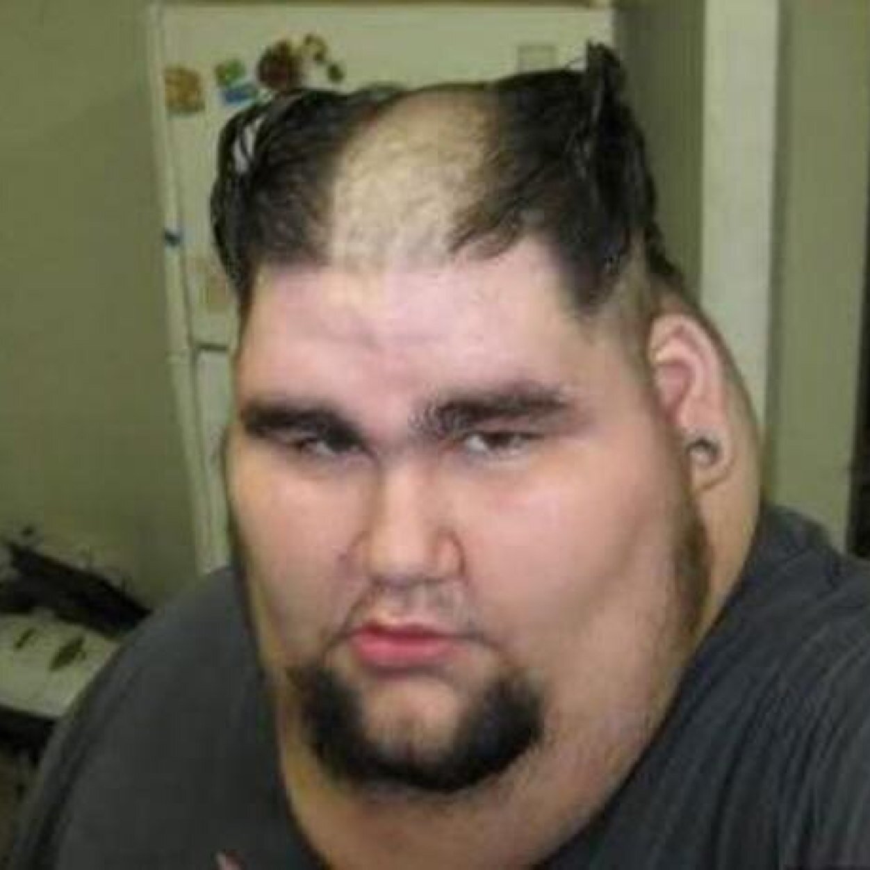 _Sugar_Free's profile picture. Bevat Zoetstoffen , Taurine , Cafeine en vitamines B2, B3 , B5 , B6 , B12                  NIET GESCHIKT VOOR KINDEREN EN CAFEINEGEVOELIGE PERSONEN