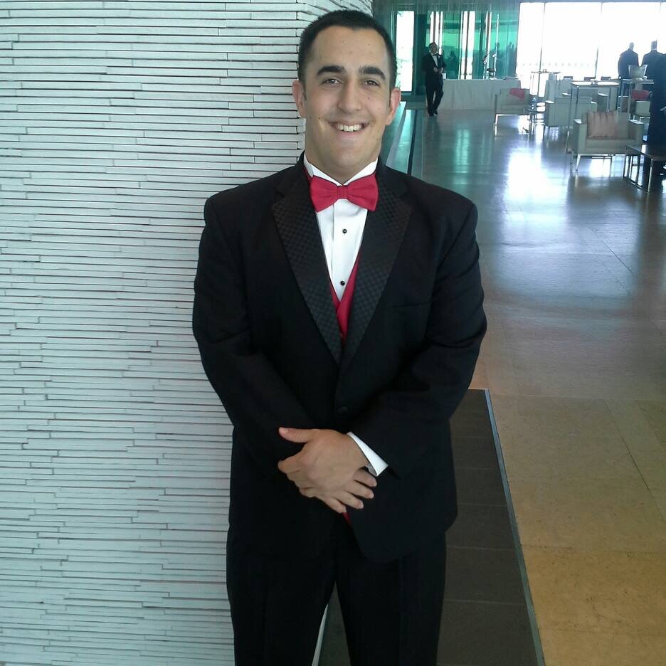 Recent grad of @UMassAmherst. Sport Management/Marketing double major within @IsenbergUMass. Please email me at AndrewMSorkin@gmail.com #SportsBiz #SocialMedia