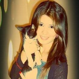 YuNesii's profile picture. La Música es mi vida.♥ @Camilomusica  @Kekoburgos @Tommy_Torres  @MALUMACOLOMBIA @CDCrock