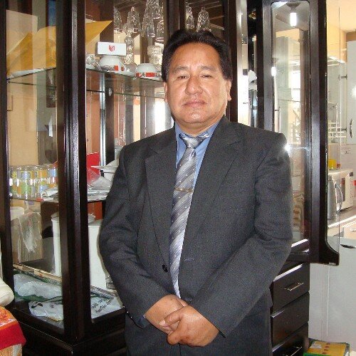 Director y conductor del programa periodístico: COBERTURA TOTAL_Radio Diplomat 92.1 FM_Trujillo_CEL:949923038 _ Correo: luiscarbajalvasquez@hotmail.com