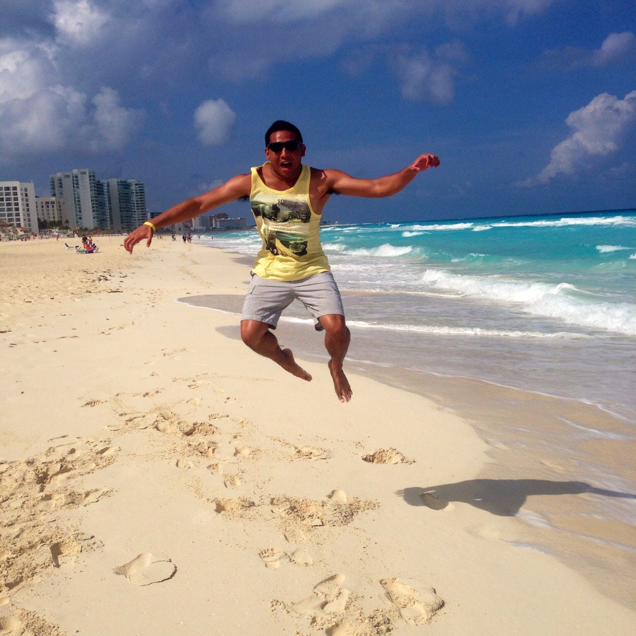 iamjustinlim's profile picture. its attitude not aptitude that determines altitude :)