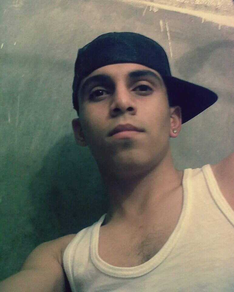 MaldonadoP_Jaim's profile picture. Hola soy nuevo en twitter y nose que poner aqui jaja pues me encanta jugar, hablar, y ver futbol y toco la guitarra en mi tiempo libre.