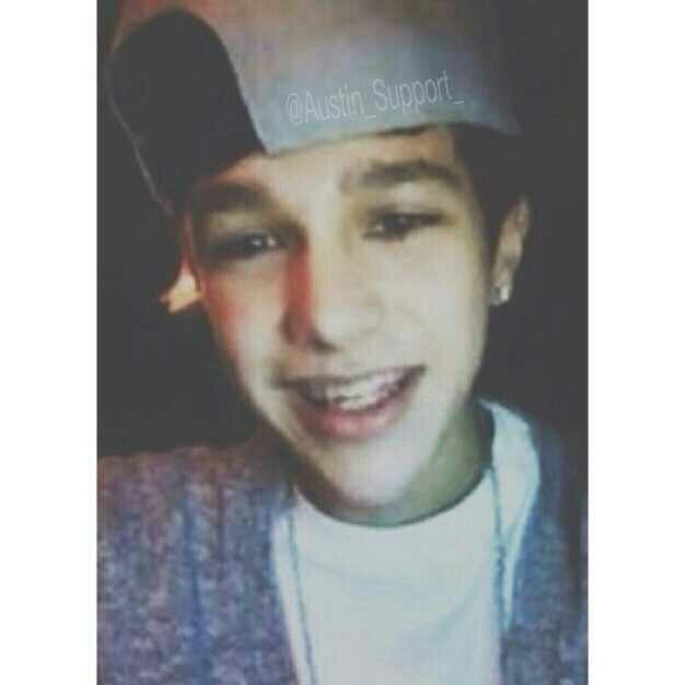 I'm a fangirl of @AustinMahone! 
it's new! follow me OK!