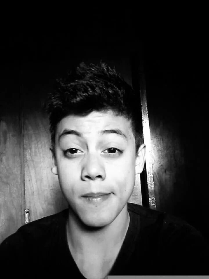#estudiante... #$amante de la musica.. %%amo alas personas sinceras porque solo en esas personas se puede confiar