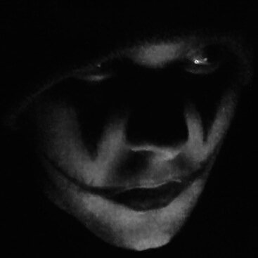 EMS | Photography | Guinness lover | Alternative music and art lover | Hardcore Independent liberal |