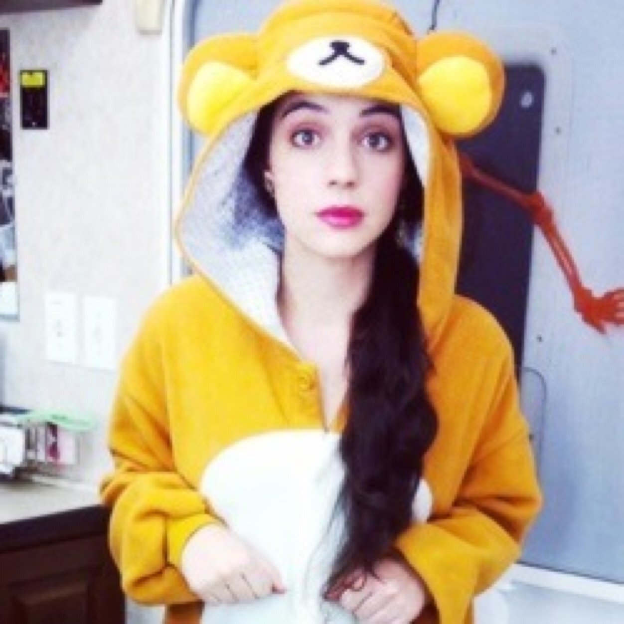 free_foIlower's profile picture. click on this link and press the heart next to my question please I really want him to see it. ❤ http://t.co/XiLUszQmOT